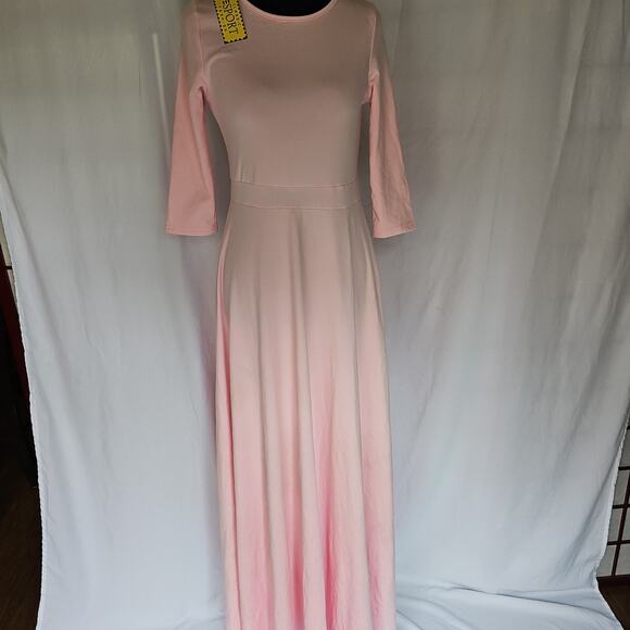 Pink stretchy fleece formal dress NWT *minor pilling see photos* size‎ small - Picture 1 of 16